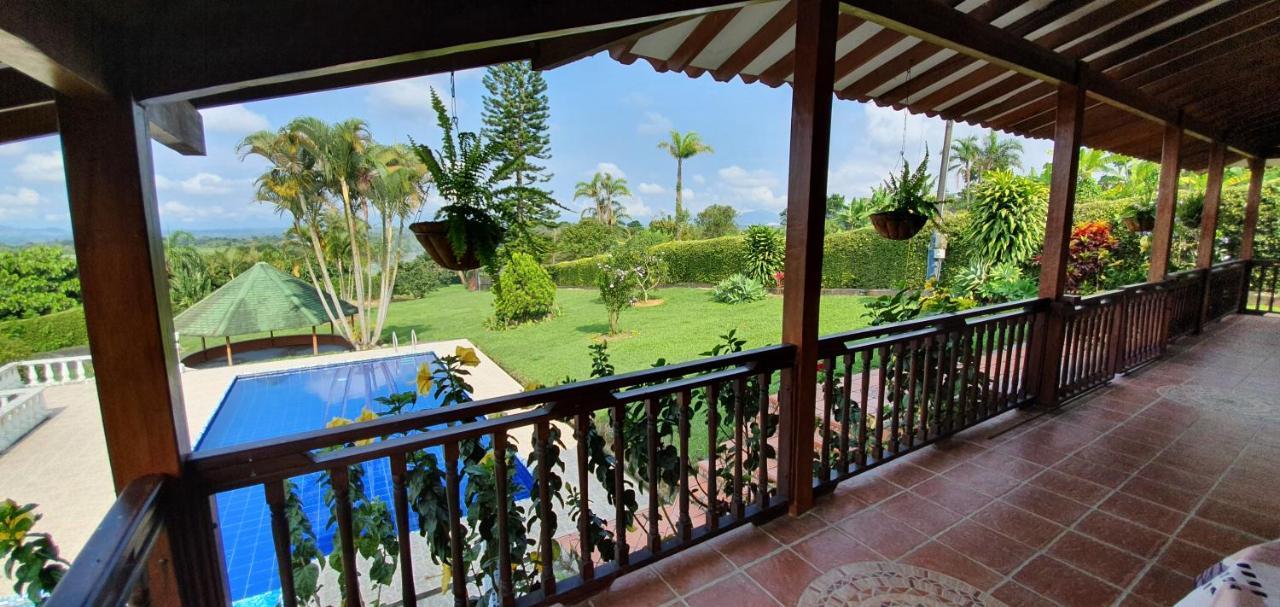 Finca Bellavista Pereira Buitenkant foto